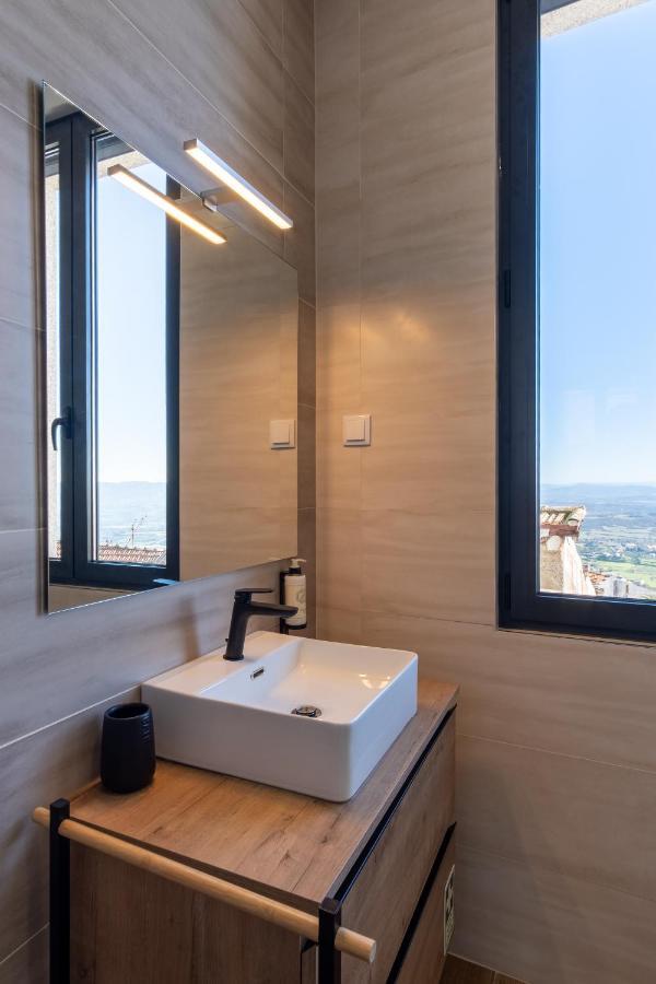 Apartamentos Do Mercado Covilhã Extérieur photo